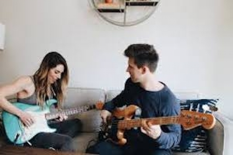 Aula de Guitarra com Prática Orçamento Alto do Pari - Primeira Aula de Guitarra Aula de Guitarra com Prática Orçamento Alto do Pari - Primeira Aula de Guitarra