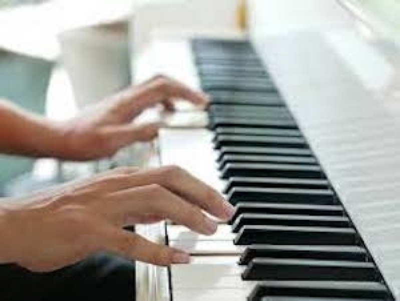 AULA DE PIANO INFANTIL INICIANTE