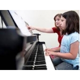 Aula de Piano Coletiva